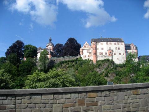 10-801.jpg